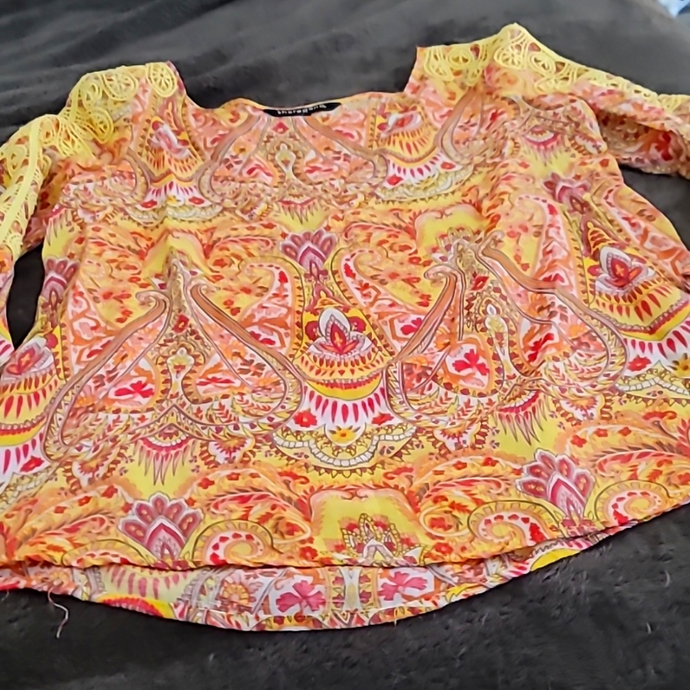 SHARAGANO SIZE SMALL MULTICOLORED BLOUSE